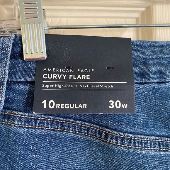 American Eagle Outfitters Blue Flare Jeans - Picture 4 of 4
